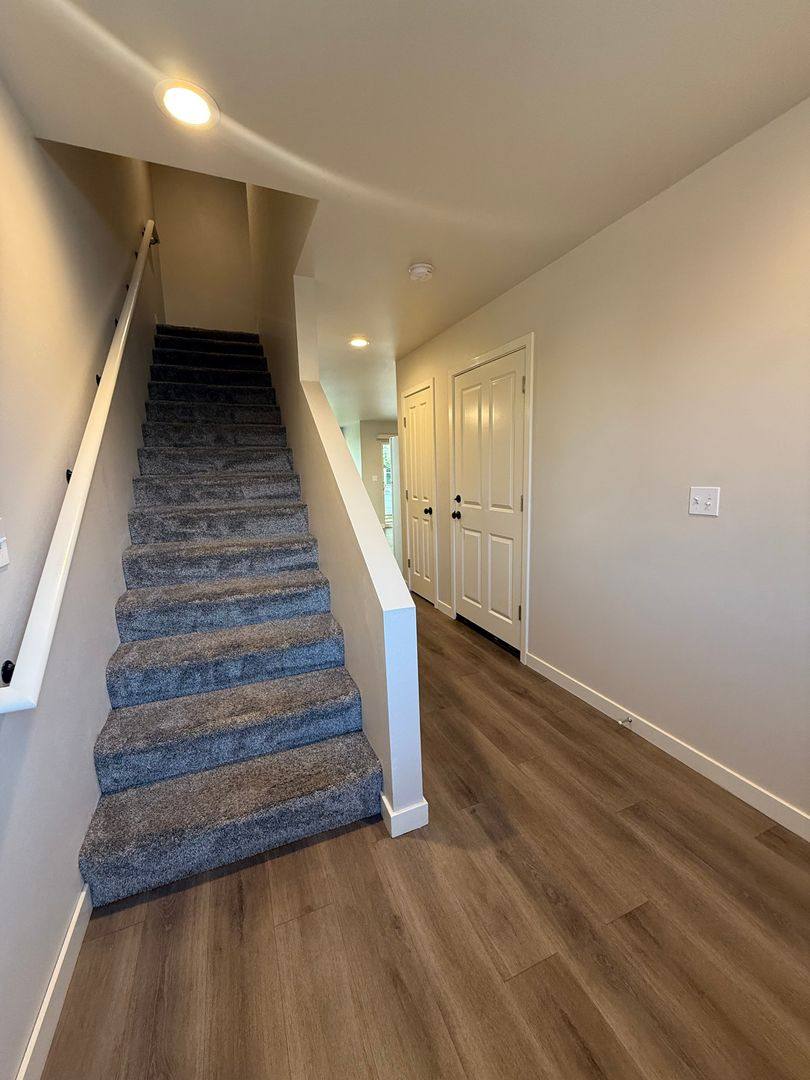 Townhouse for rent at 47 Samantha Court, Yakima, WA 98903