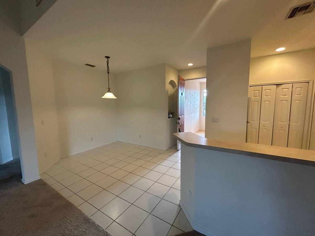 Condo for rent at 4255 Liron Ave, Fort Myers, FL 33916