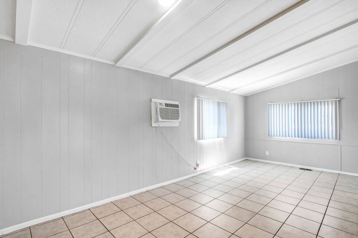 Apartment for rent at 10918 Jurupa Rd, Mira Loma, CA 91752