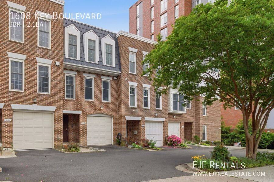 House for rent at 1608 Key Blvd, Arlington, VA 22209
