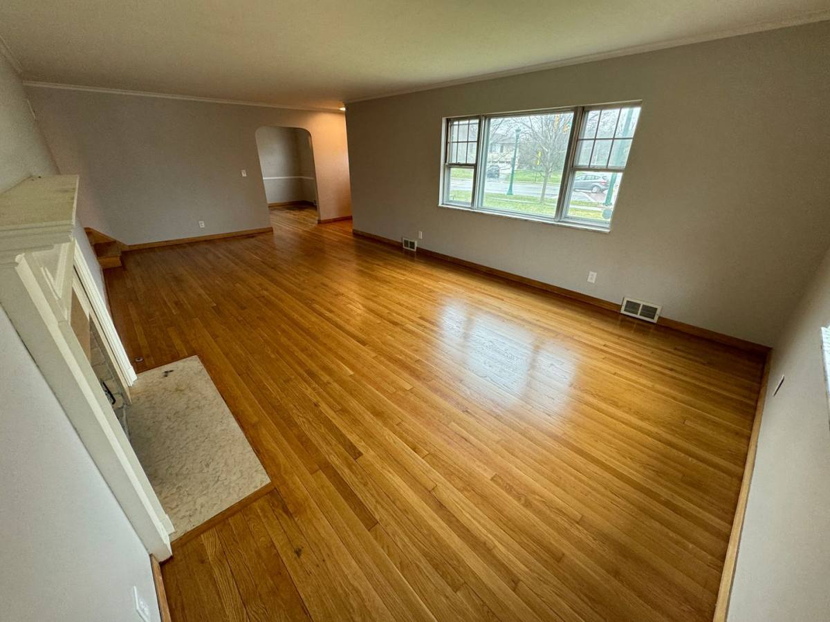 House for rent at 2770 Tremont Rd, Columbus, OH 43221