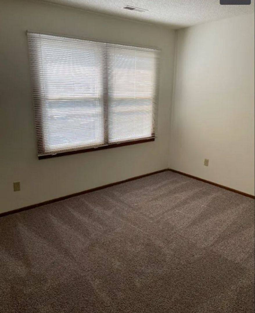 Townhouse for rent at 7942-7972-18THAVE Bloomington Ave S, Minneapolis, MN 55425