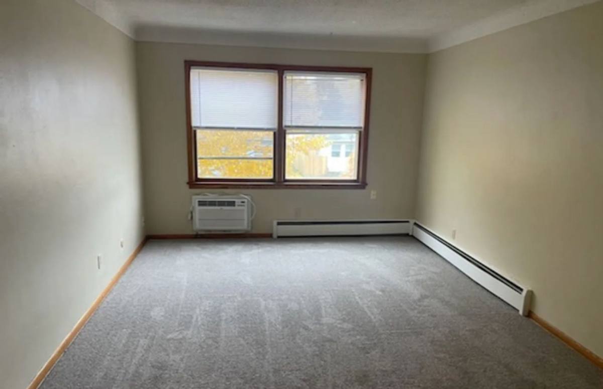 Townhouse for rent at 7942-7972-18THAVE Bloomington Ave S, Minneapolis, MN 55425
