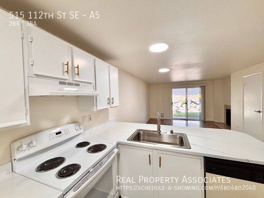Apartment for rent at 515 112th St SE #A5, Everett, WA 98208