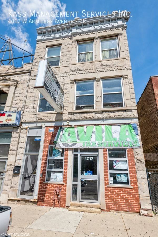 Apartment for rent at 4012 W Armitage Ave #3R, Chicago, IL 60639