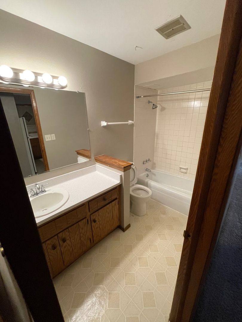 Apartment for rent at 449 Dunbar Ave, Waukesha, WI 53186