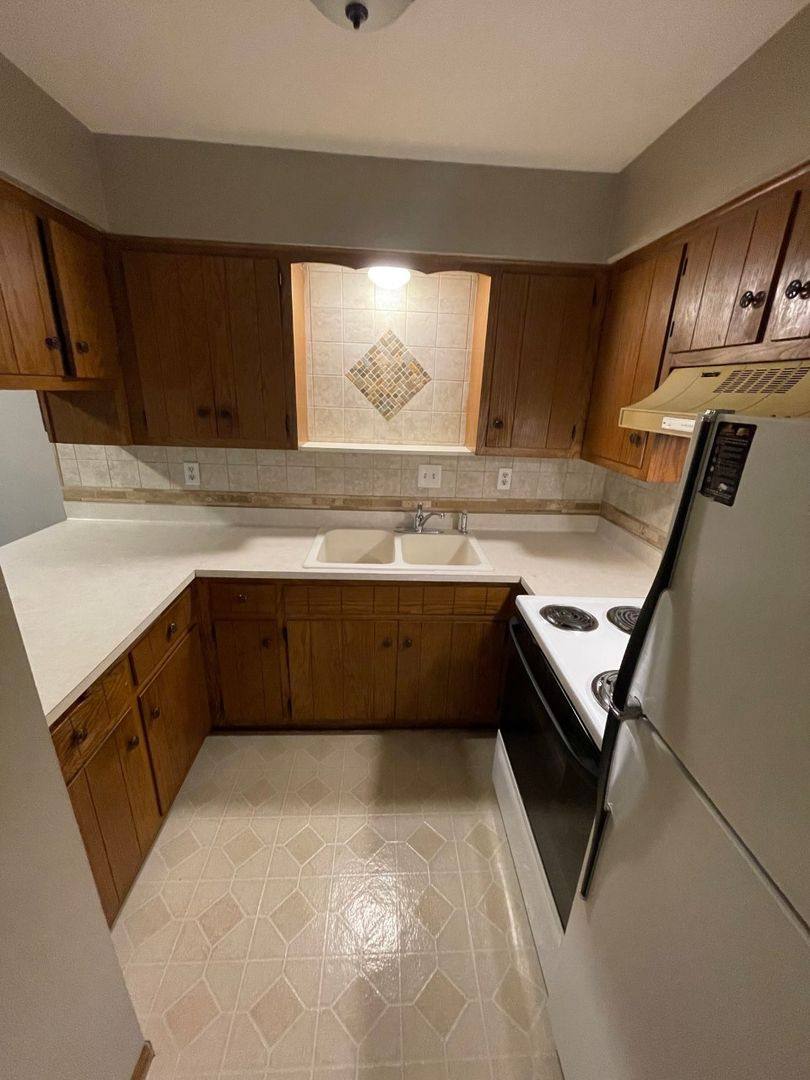 Apartment for rent at 449 Dunbar Ave, Waukesha, WI 53186