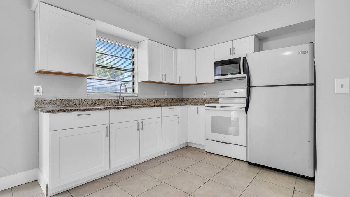 House for rent at 2551 26th Ave S, Saint Petersburg, FL 33712