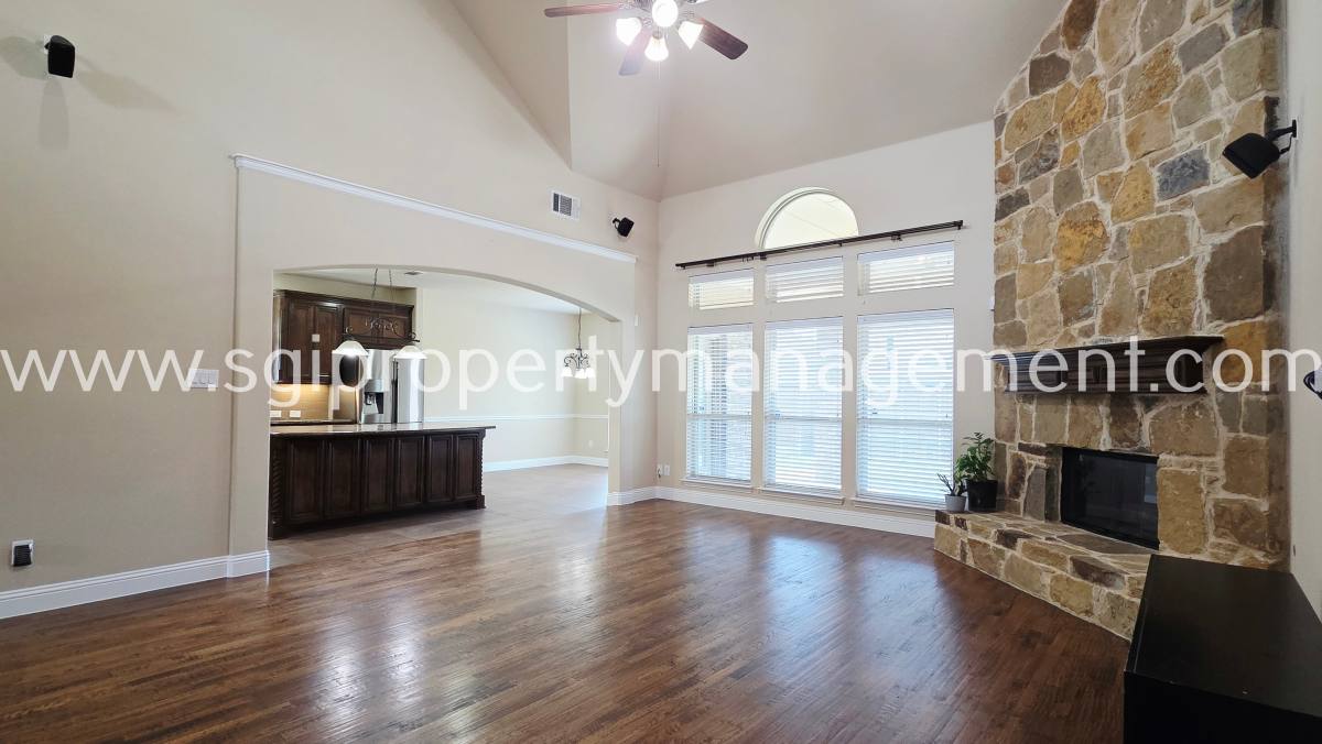House for rent at 12381 Summertree Dr, Frisco, TX 75035