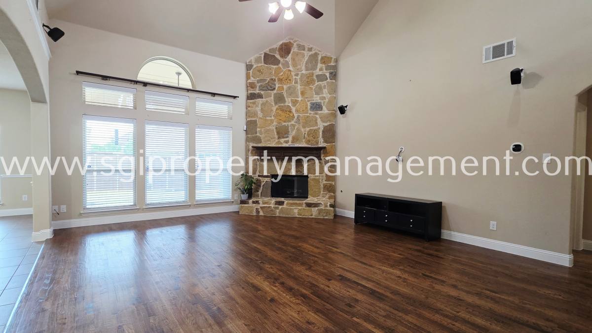 House for rent at 12381 Summertree Dr, Frisco, TX 75035