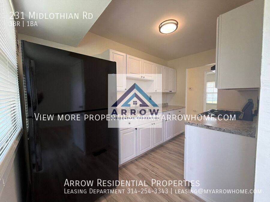 House for rent at 231 Midlothian Rd, Saint Louis, MO 63137