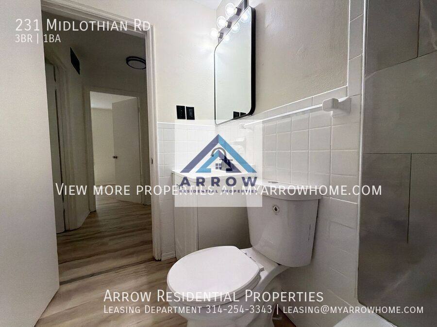 House for rent at 231 Midlothian Rd, Saint Louis, MO 63137