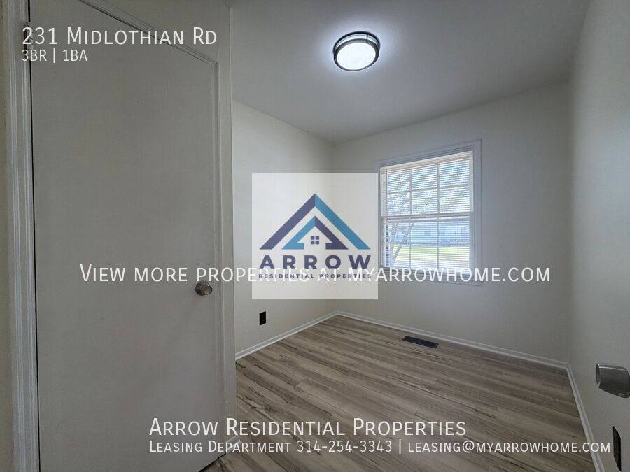 House for rent at 231 Midlothian Rd, Saint Louis, MO 63137