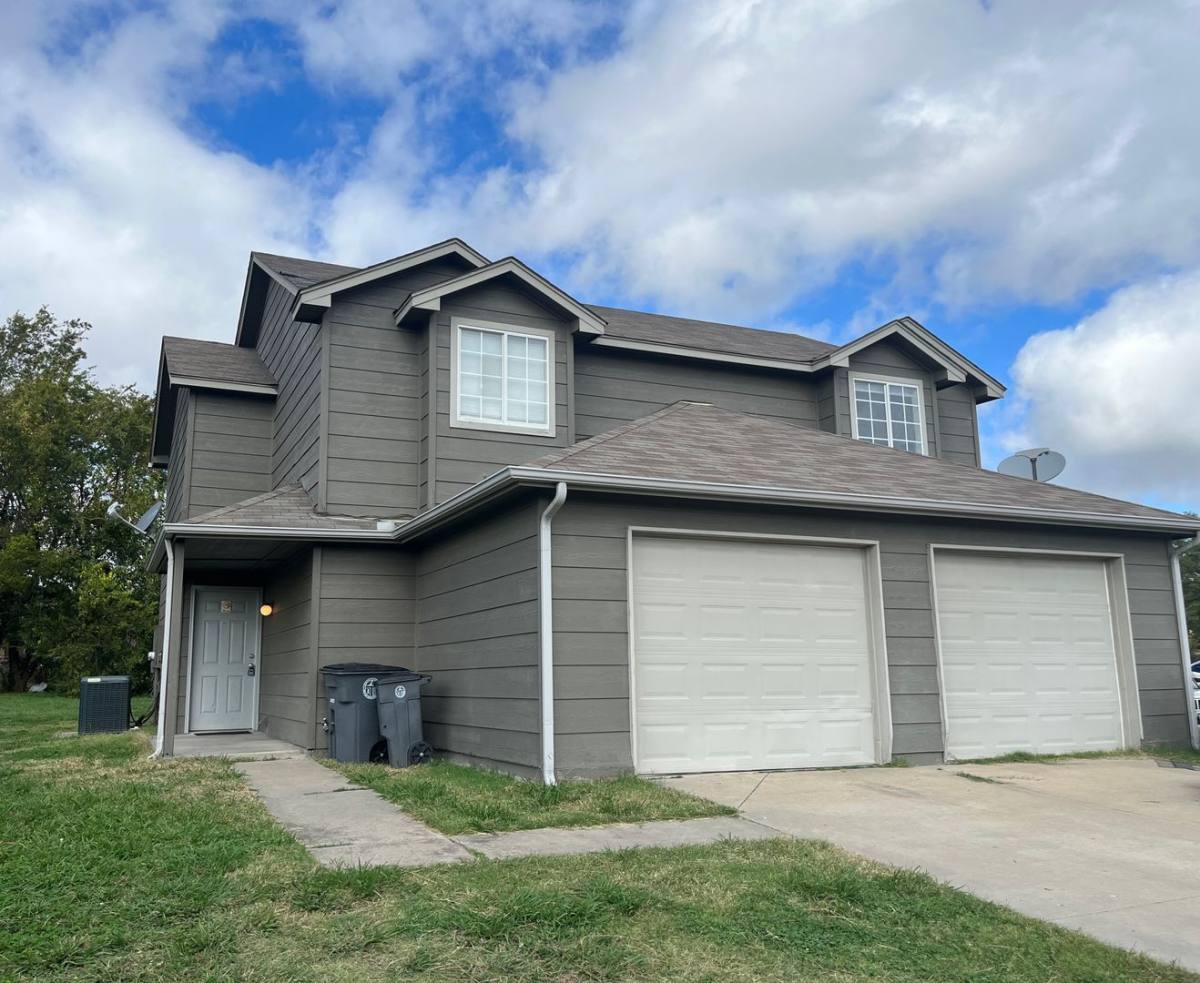 House for rent at 8323 E 24th St, Tulsa, OK 74129