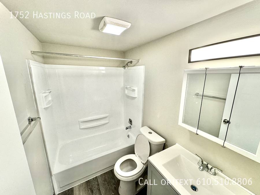 Townhouse for rent at 1752 Hastings Rd, Bethlehem, PA 18017