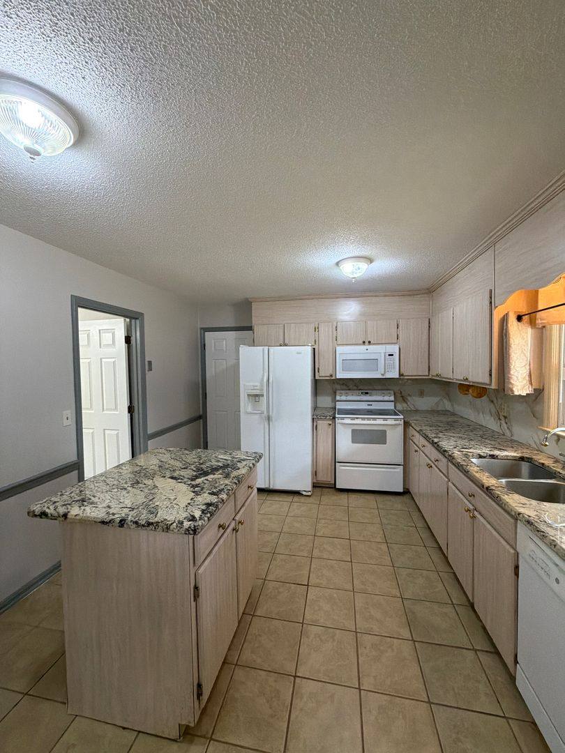 House for rent at 7163 Fillyaw Rd, Fayetteville, NC 28303