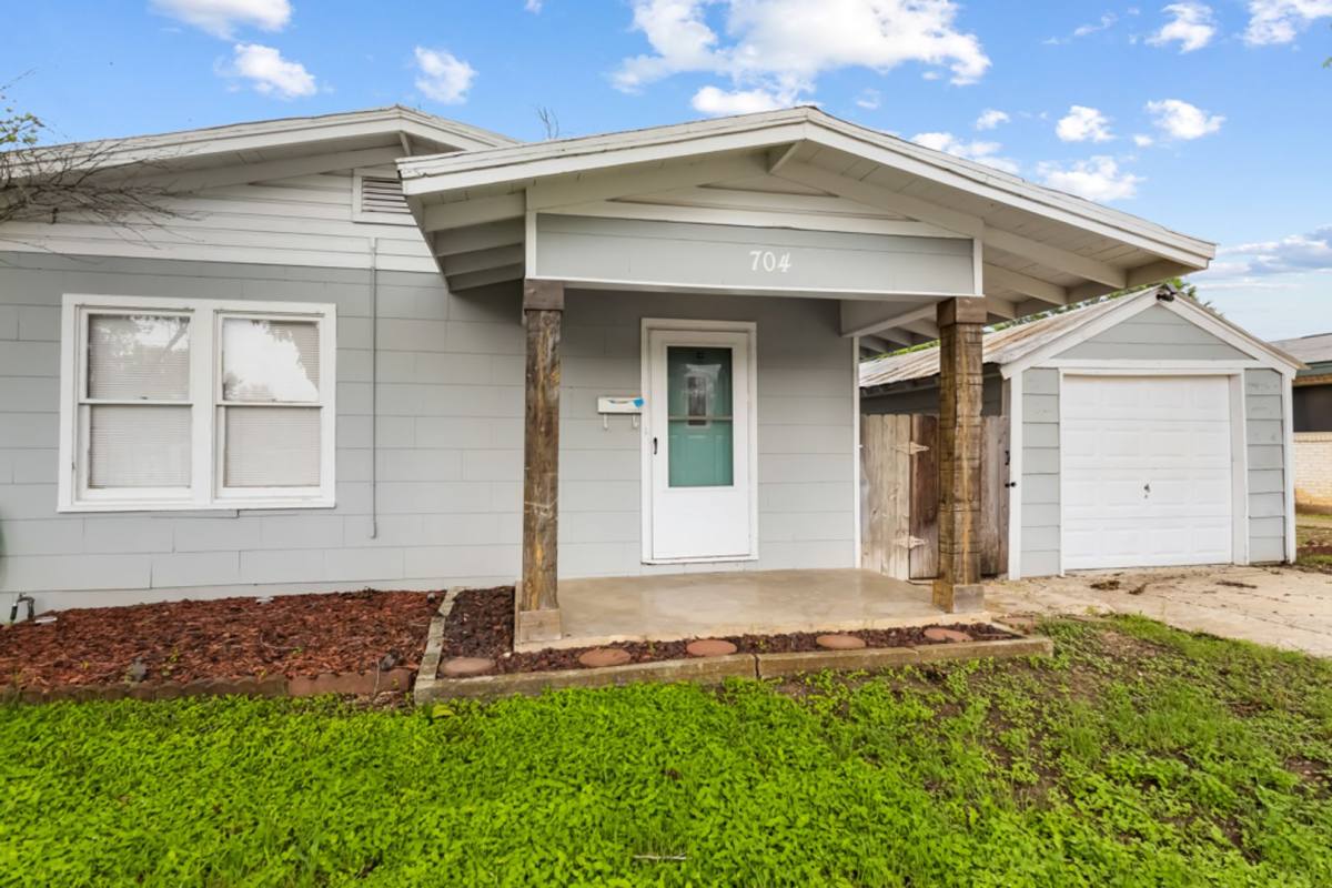 House for rent at 704 Curtiss Ave, Schertz, TX 78154