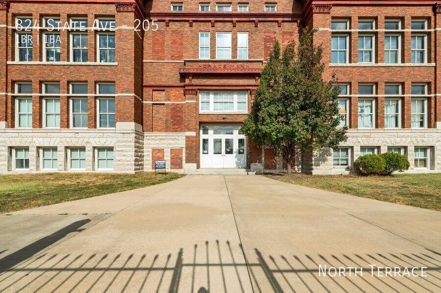 Apartment for rent at 824 State Ave #205, Kansas City, KS 66101
