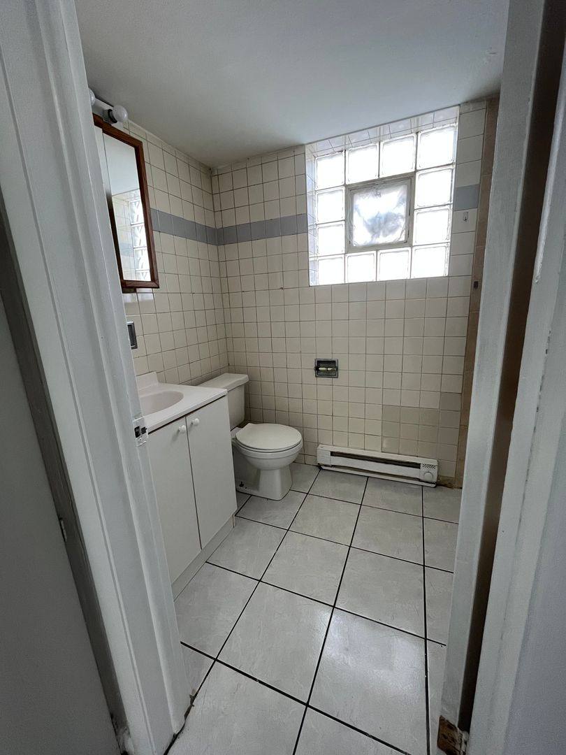 Apartment for rent at 1640 N 1st Ave, Melrose Park, IL 60160