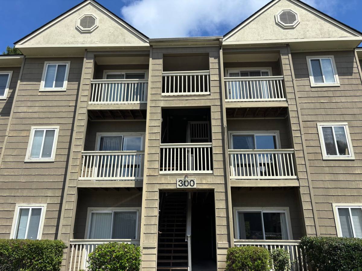 Condo for rent at 300 F Myrtle Greens Dr, Conway, SC 29526