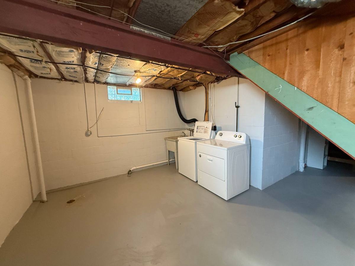 House for rent at 804 Bryant St SW, Wyoming, MI 49509