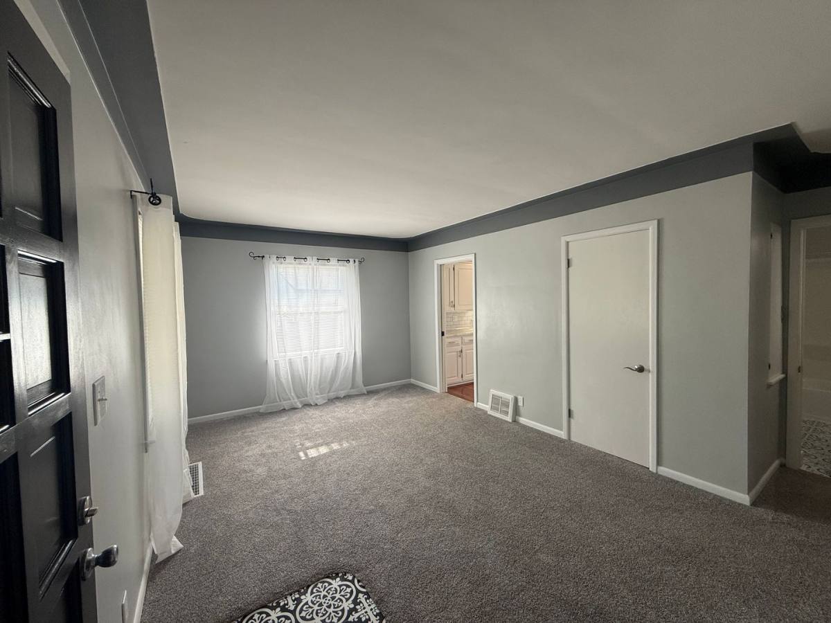 House for rent at 804 Bryant St SW, Wyoming, MI 49509