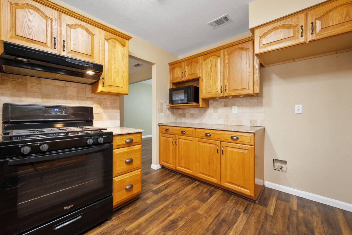 House for rent at 7517 Point Reyes Dr, Fort Worth, TX 76137