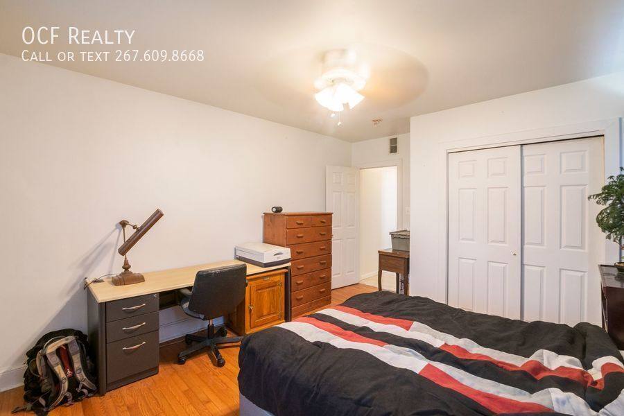 Apartment for rent at 807 N Franklin St #2, Philadelphia, PA 19123