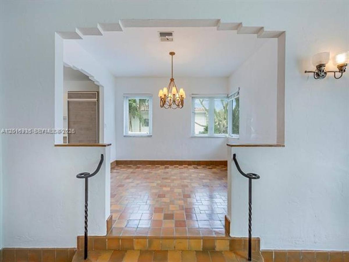 House for rent at 1082 NE 89th St, Miami, FL 33138