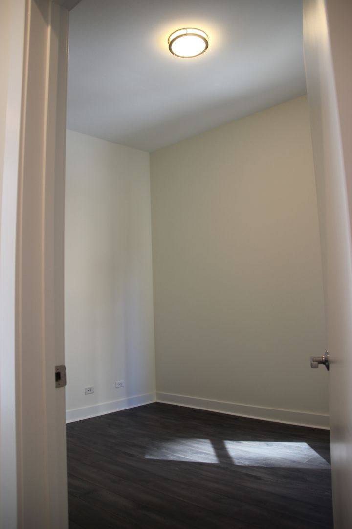 Apartment for rent at 1760-62 N Clark St, Chicago, IL 60614