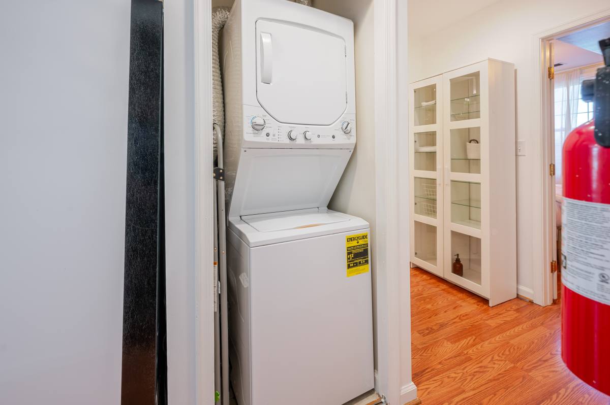 Condo for rent at 912 19th St NE #A, Washington, DC 20002