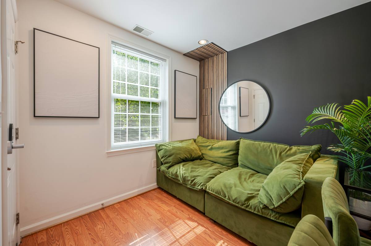 Condo for rent at 912 19th St NE #A, Washington, DC 20002