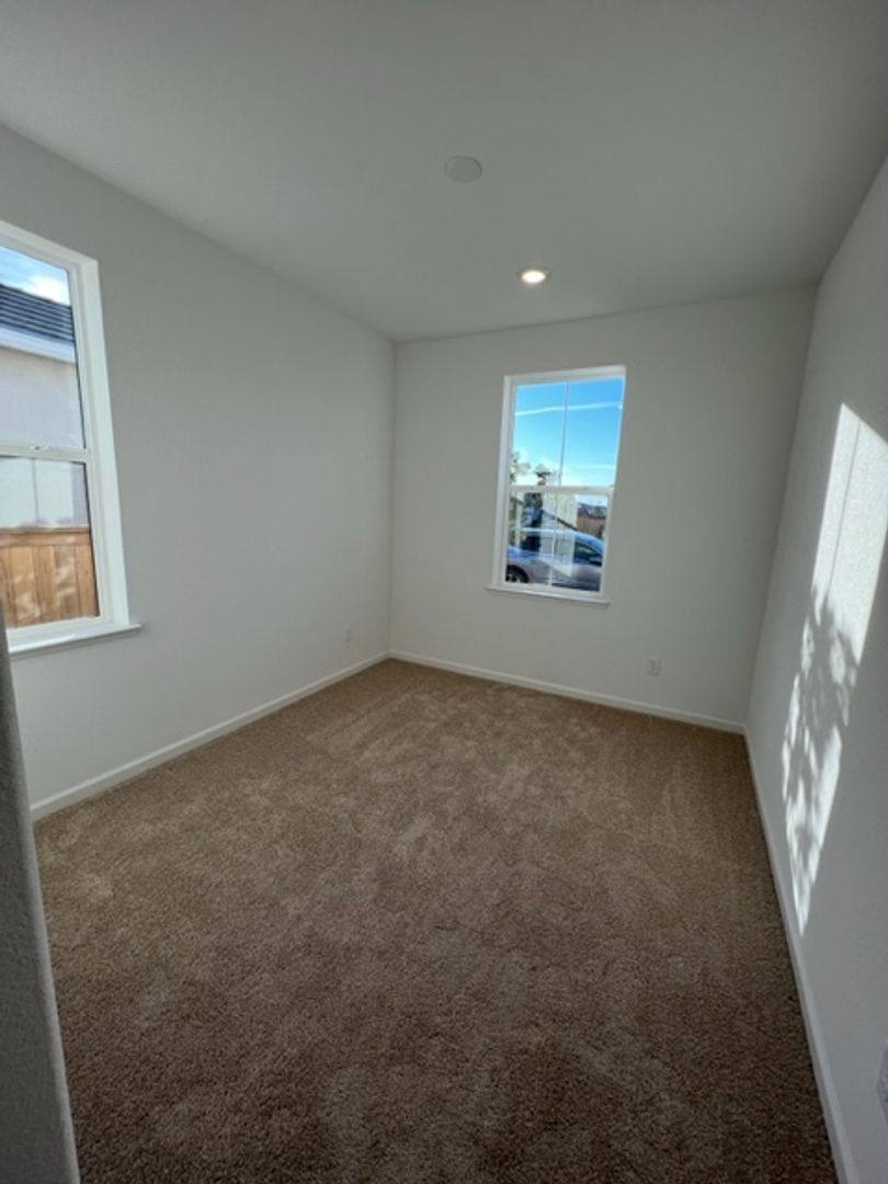 House for rent at 611 Brooklyn Court, Lincoln, CA 95648