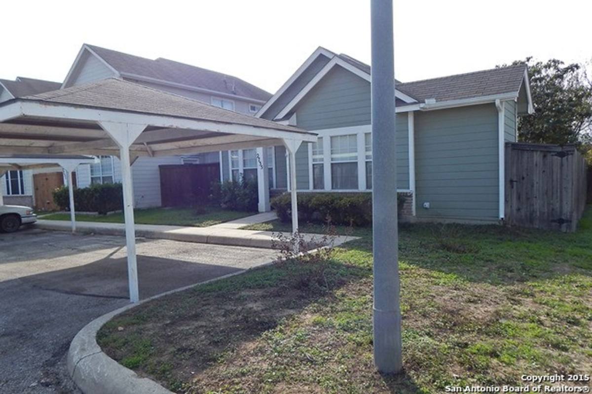 House for rent at 2735 Crown Hollow, San Antonio, TX 78251
