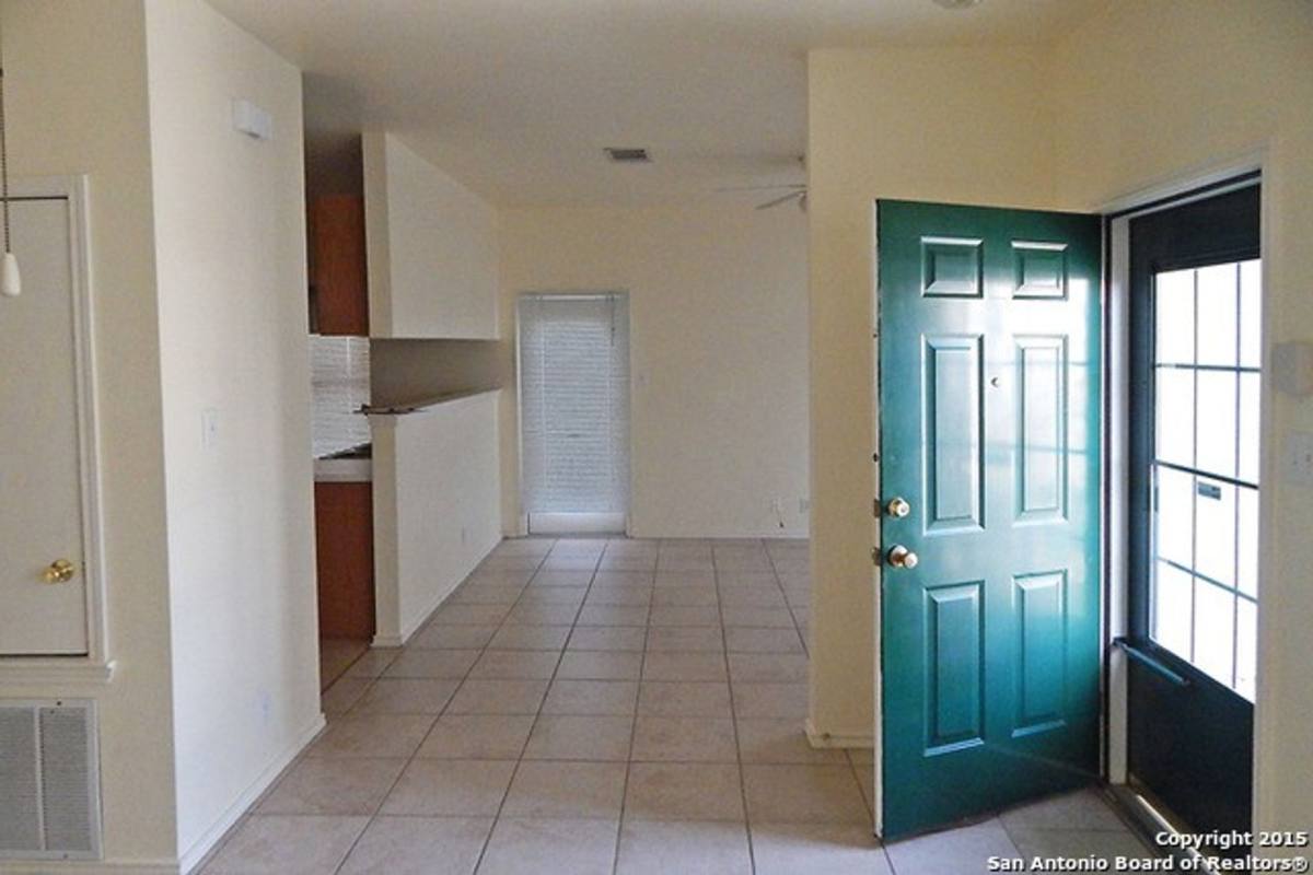 House for rent at 2735 Crown Hollow, San Antonio, TX 78251