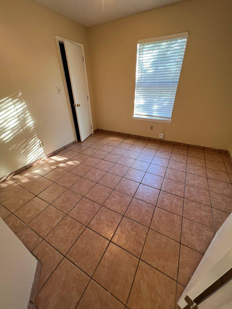 House for rent at 1916 Timber Oaks, Van Buren, AR 72956