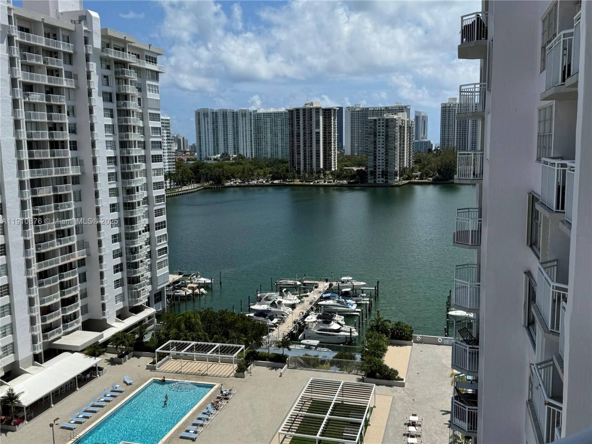Apartment for rent at 18031 Biscayne Blvd #1402, North Miami Beach, FL 33160