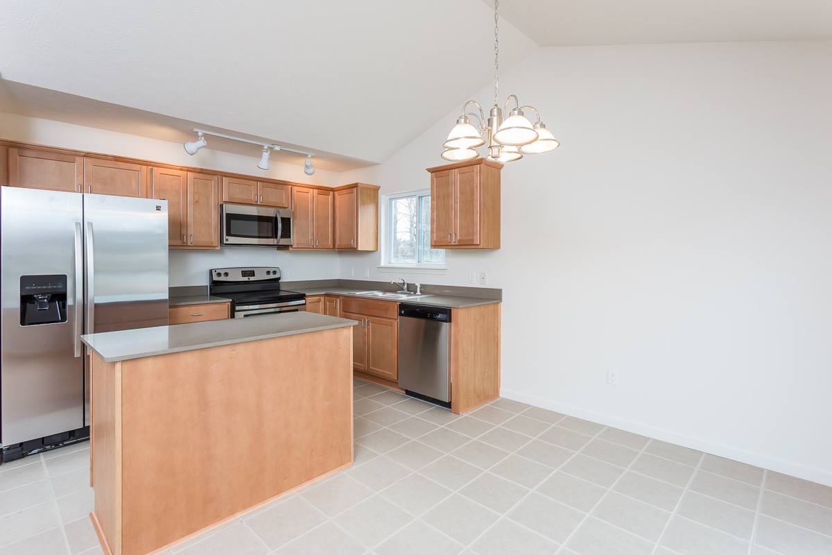 Townhouse for rent at 48 Silverlight Way, Rochester, NY 14624