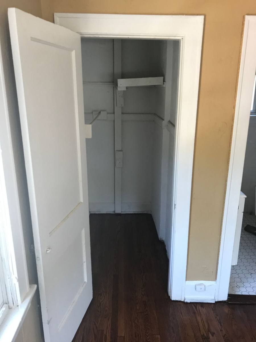 Apartment for rent at 3096 Gilbert Ave, Cincinnati, OH 45206