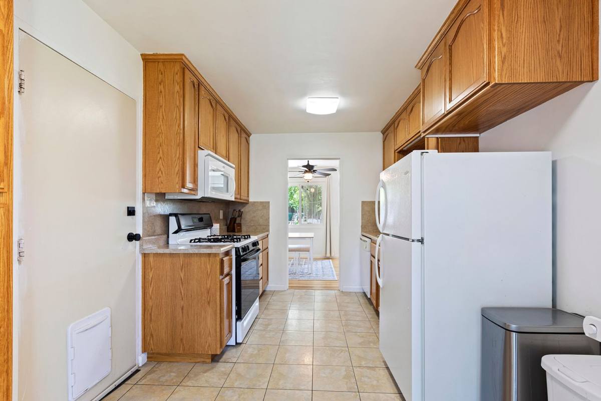 House for rent at 1580 Jeffries Ave, Anderson, CA 96007