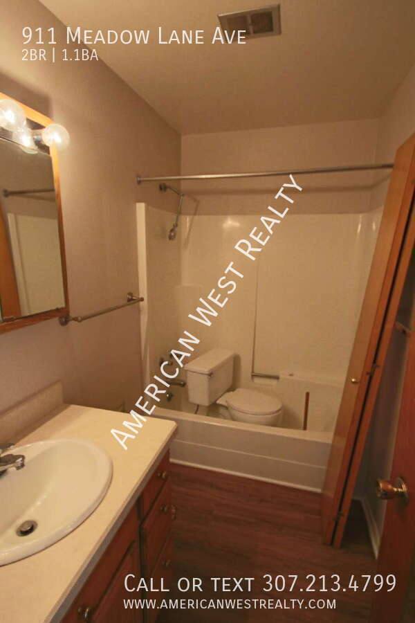 Townhouse for rent at 911 Meadow Lane Ave, Cody, WY 82414