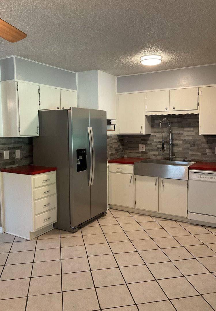 House for rent at 2009 Josie Circle, Copperas Cove, TX 76522