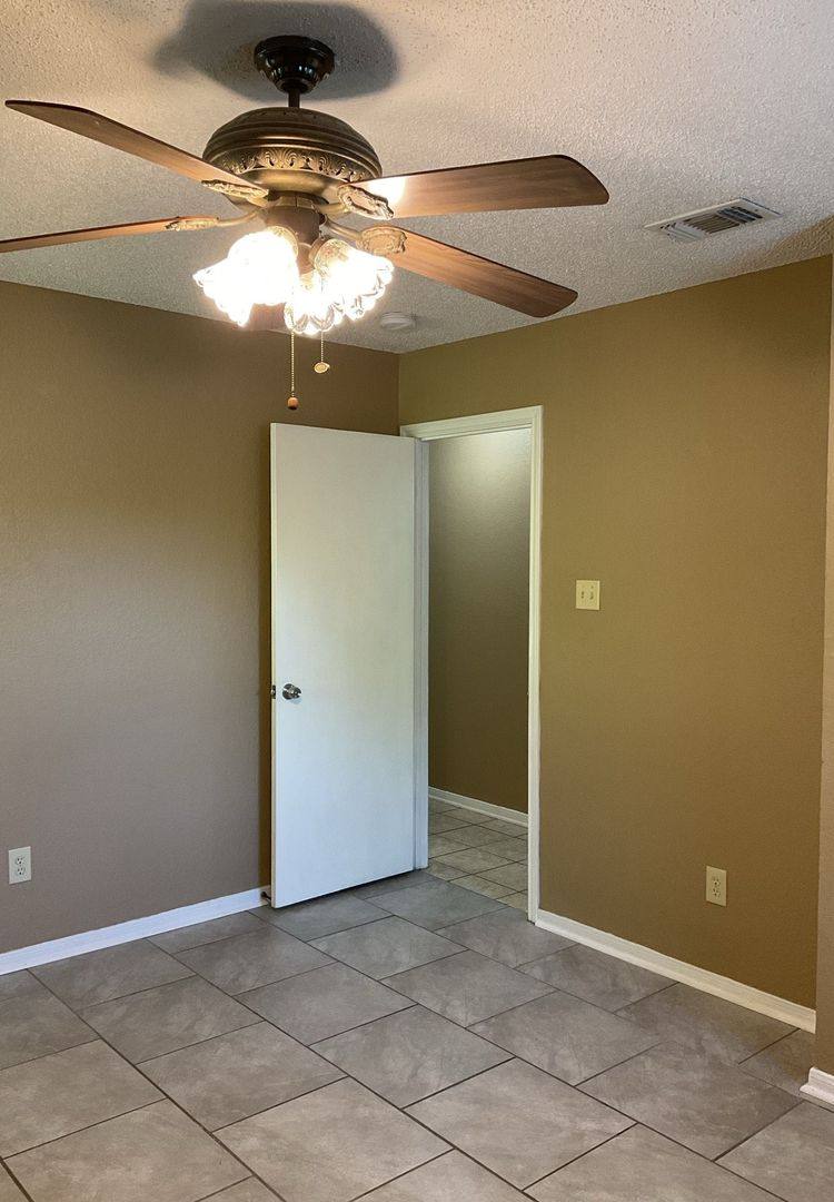 House for rent at 2009 Josie Circle, Copperas Cove, TX 76522