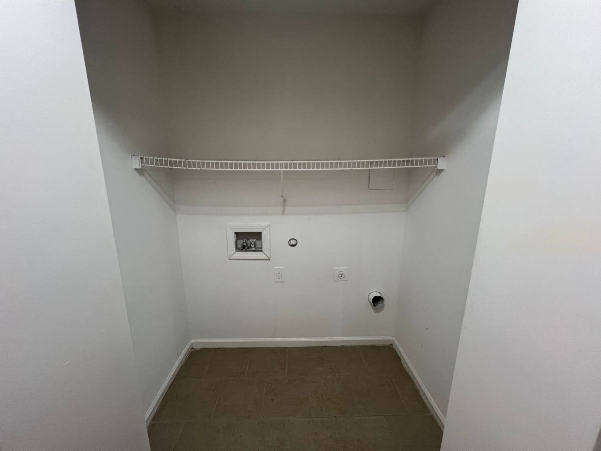 Apartment for rent at 1934 Fosters Ferry Rd, Tuscaloosa, AL 35401
