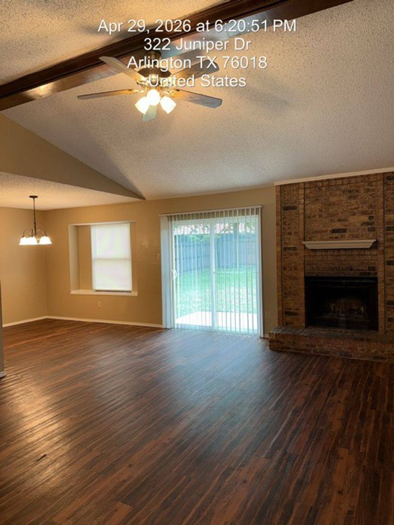 House for rent at 322 Juniper Dr, Arlington, TX 76018