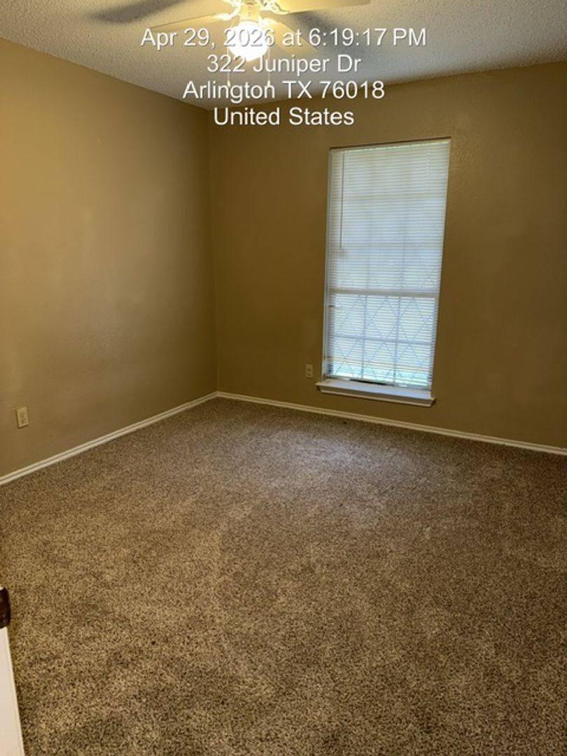 House for rent at 322 Juniper Dr, Arlington, TX 76018
