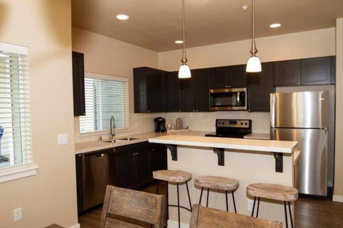 Townhouse for rent at 530 Greenwood Dr SW, Olympia, WA 98502