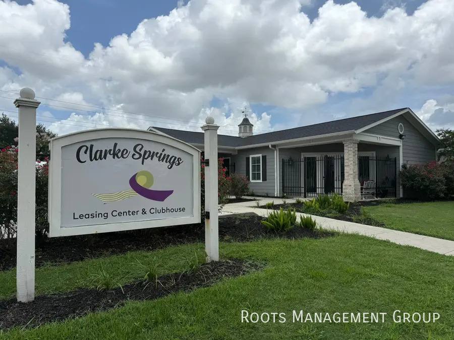 Apartment for rent at 15766 Clarke Springs Dr #15766C, Houston, TX 77053