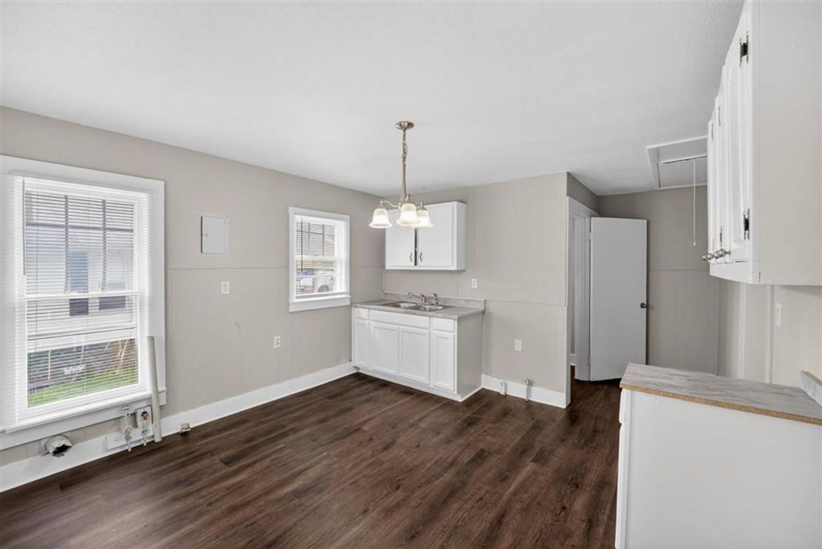 House for rent at 225 Sunset Ave, Glasgow, KY 42141