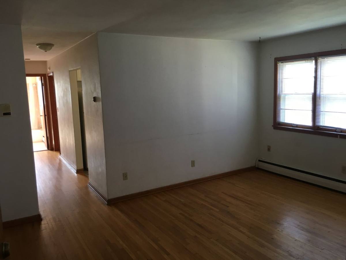 Apartment for rent at 407 Grand Ave, Saint Paul, MN 55102